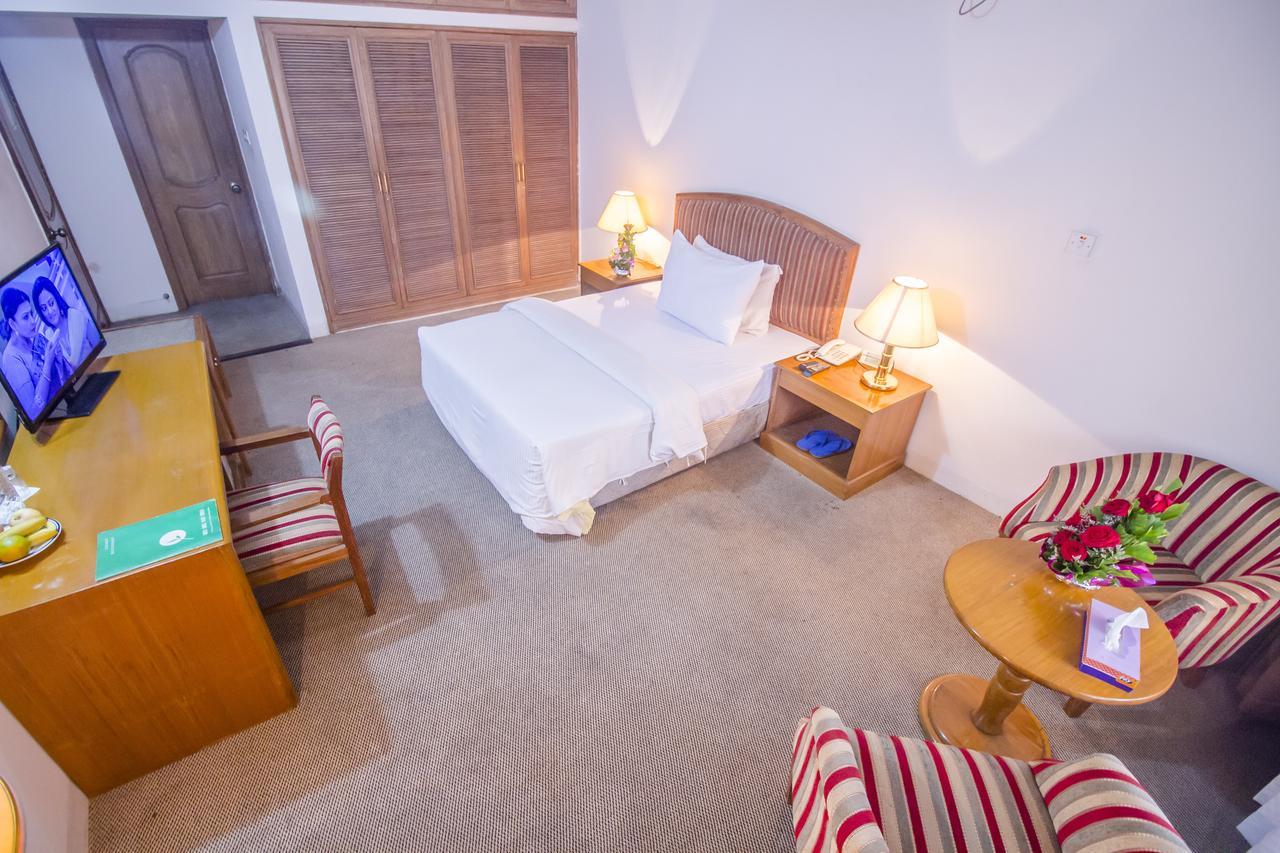 Hotel Swiss Park Dakka Dış mekan fotoğraf
